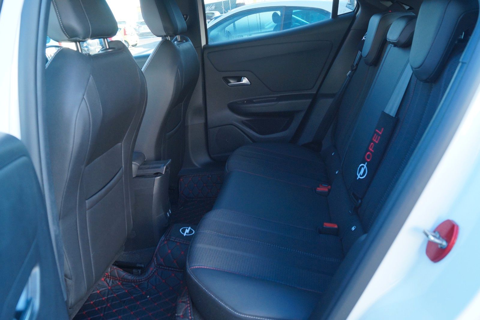 Fahrzeugabbildung Opel Mokka GS Line *1. Hand