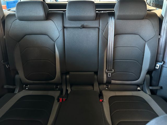 MYAUTOCENTER – Gebraucht- und Jahreswagen mit Werkstattservice in Pfaffenhofen Skoda Kodiaq Tour 4x4 *1. Hand*AHK*Klima*SmartLink*LED