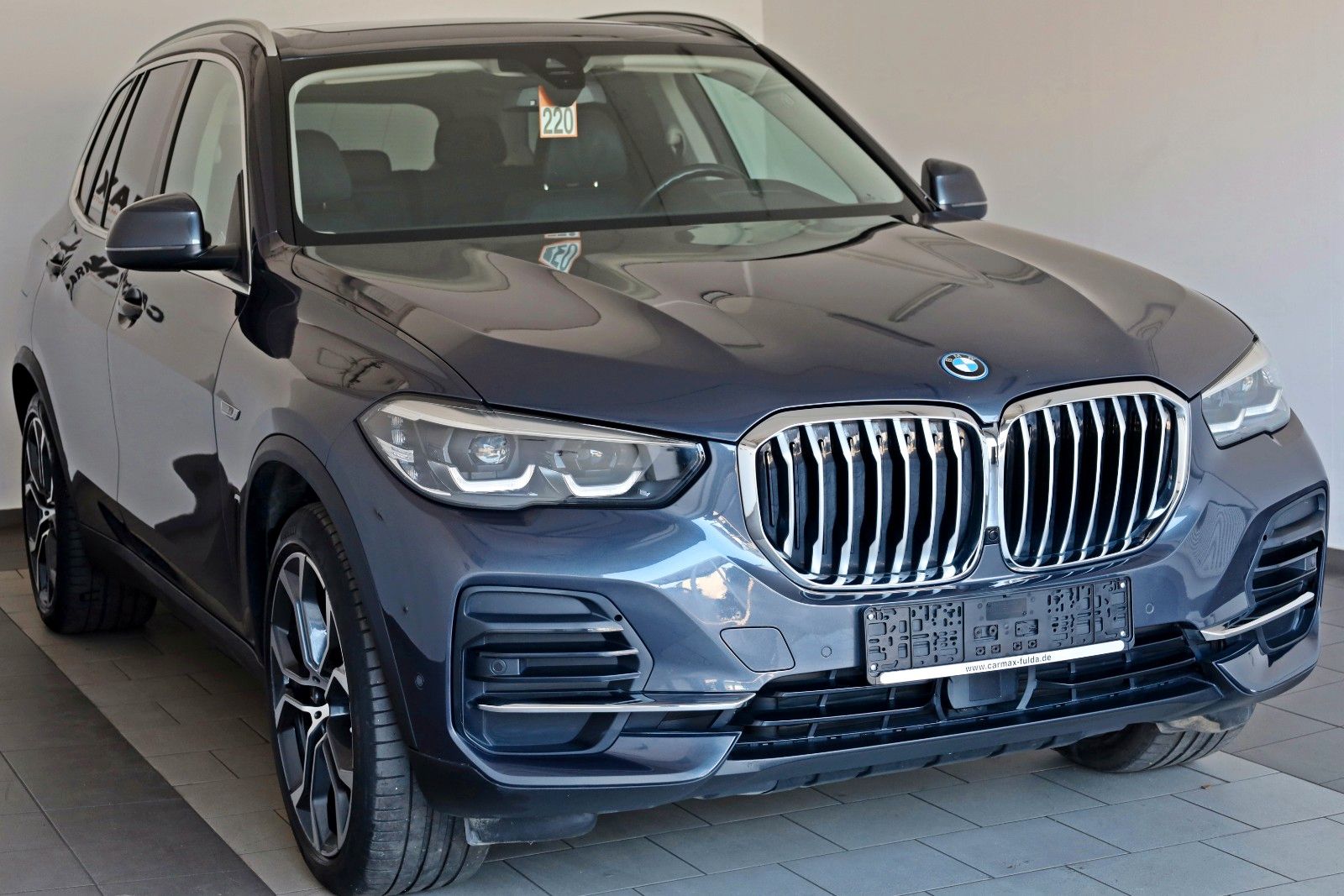 Fahrzeugabbildung BMW X5 xDrive 45 e,Kamera,Memory Si,Panorama,AHK el.