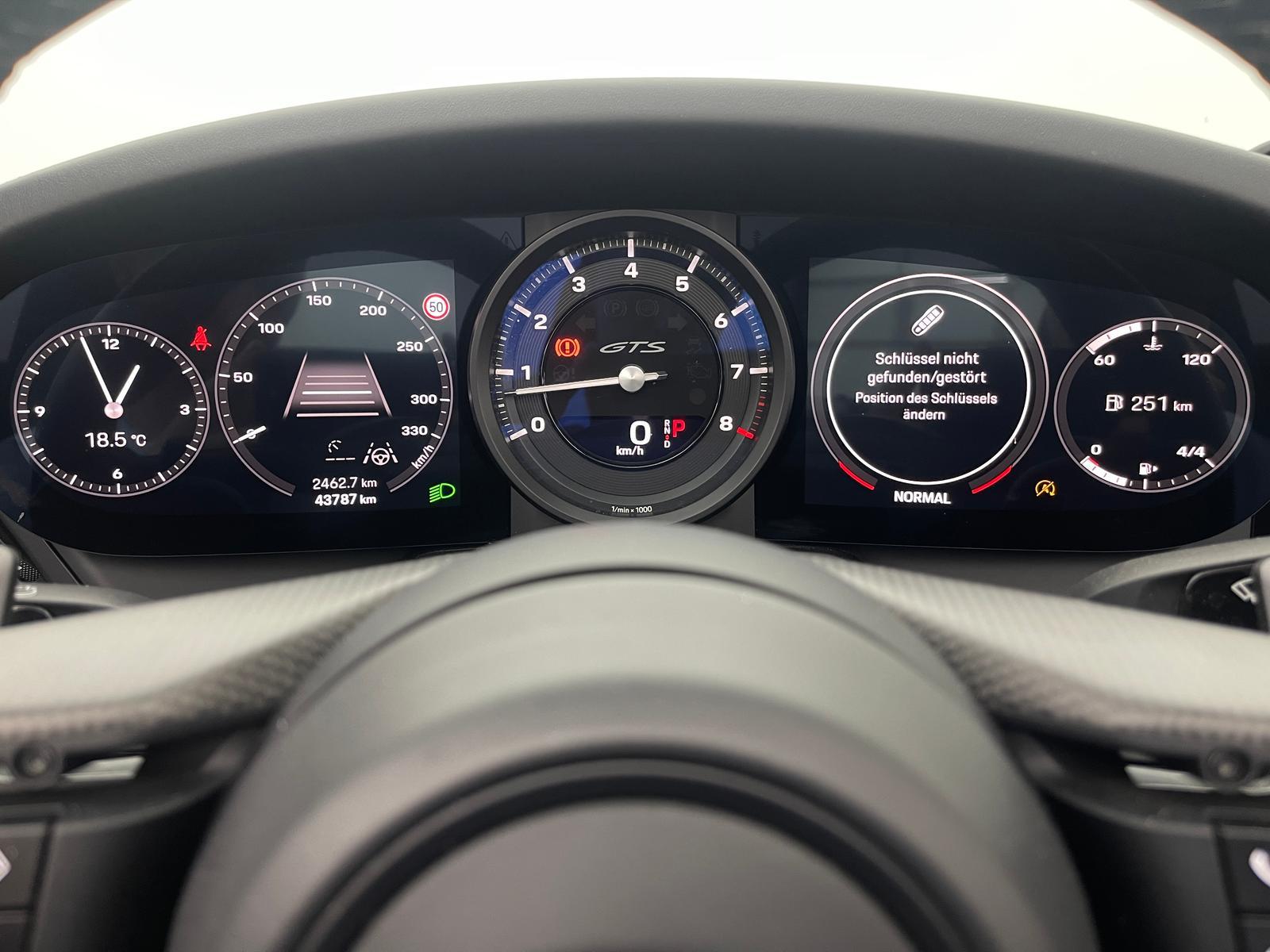 Porsche 992 GTS Cabrio*PDLS+*BURM*INNO*SHZ*KEY*360°