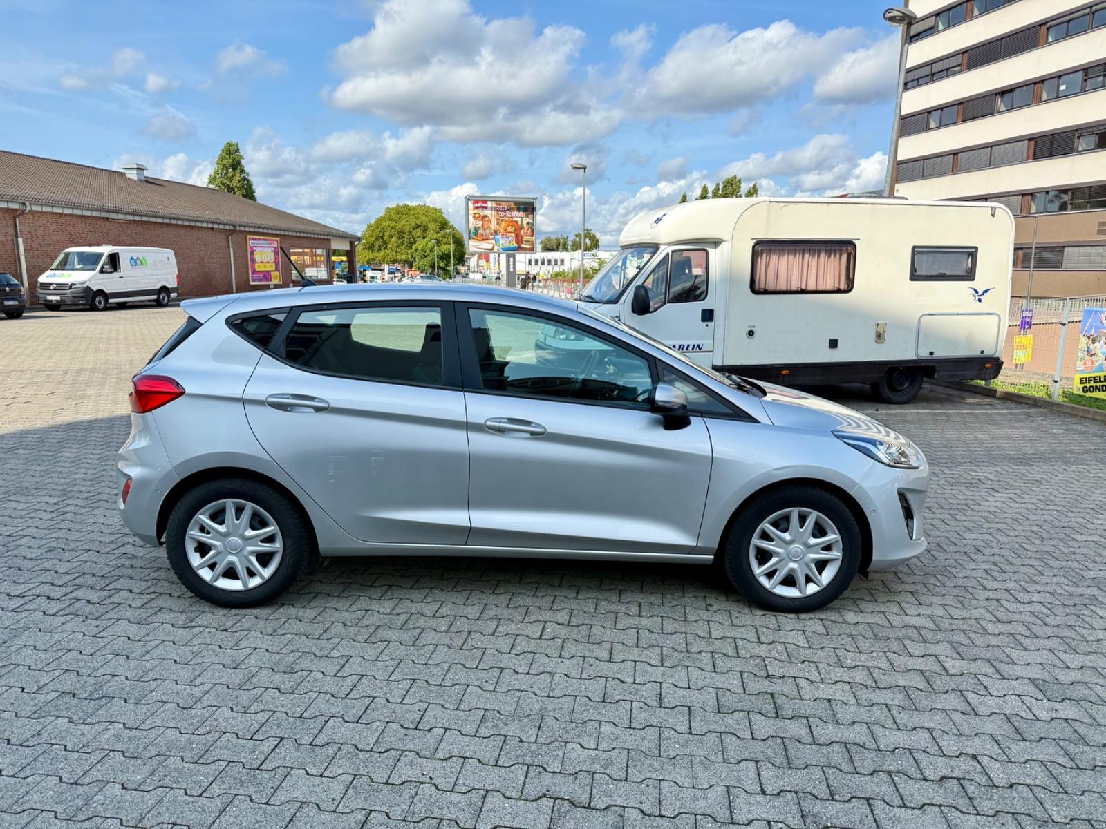 Ford Fiesta Cool & Connect SYNC Navi Klima PDC