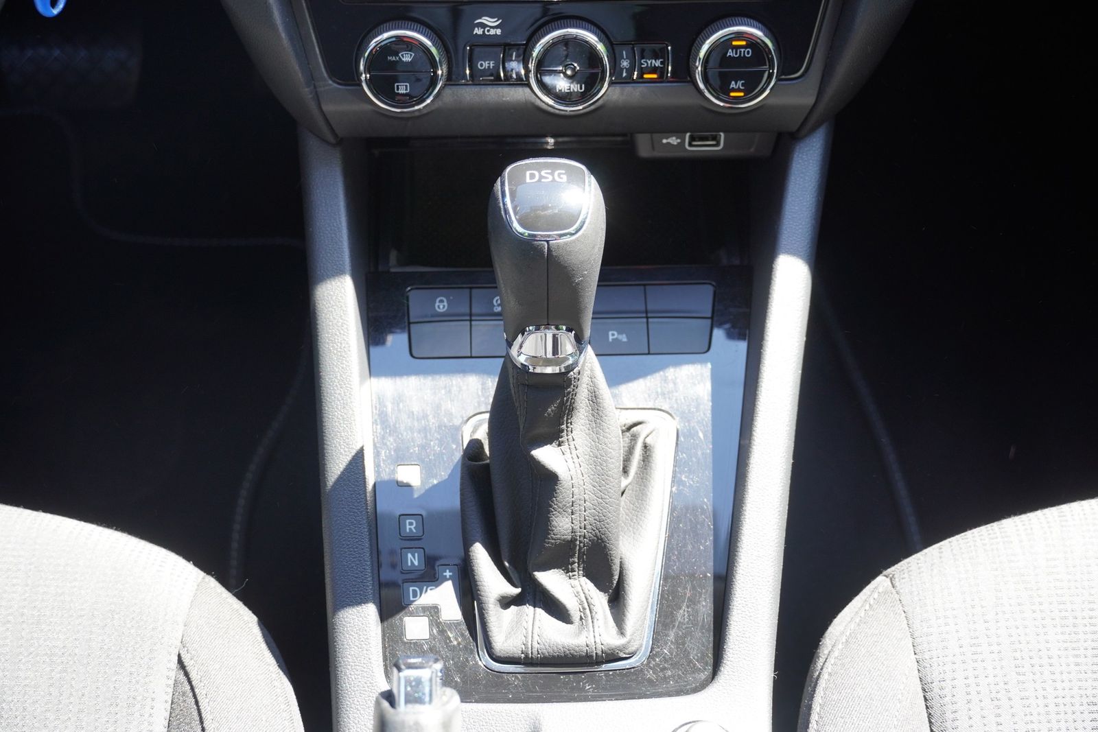 Skoda Octavia Combi 2.0 TSI Style LED DAB PDC Sitzheiz foto 12