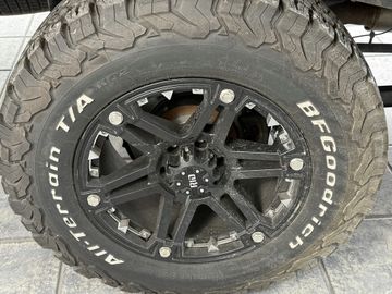 Mercedes X 350 - 12