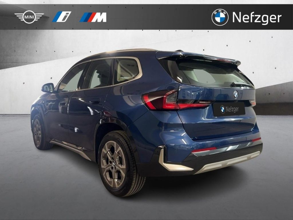 BMW X1 xDrive23i xLine Park-Assistent Sportsitz Alar foto 3