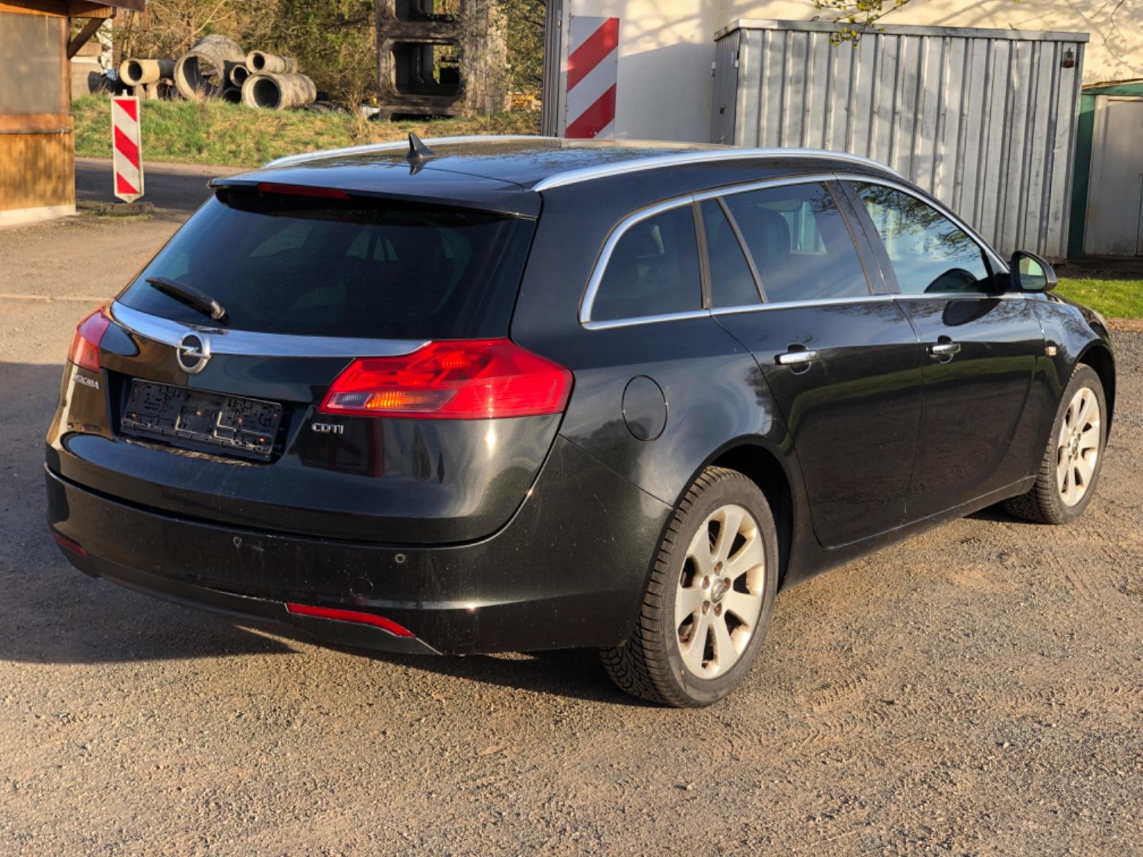Opel Insignia 2012 — photo 7