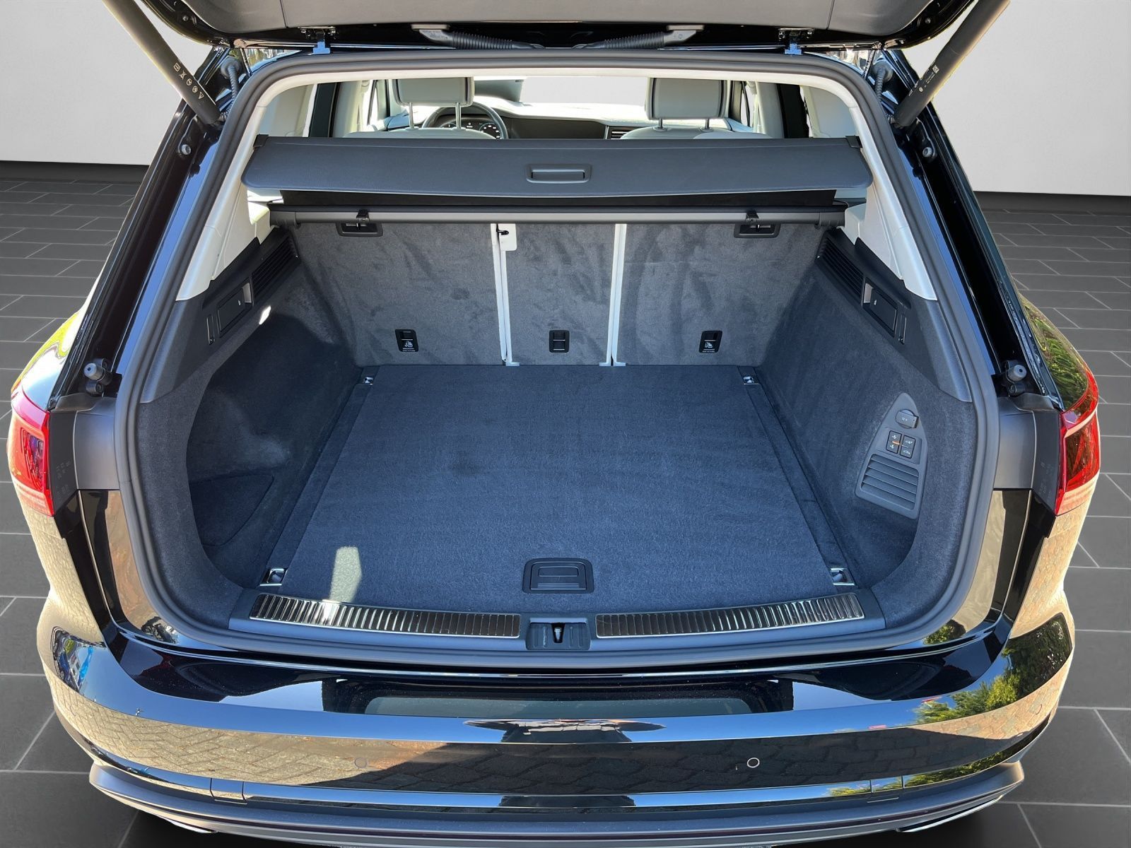 Volkswagen Touareg - Bild 17