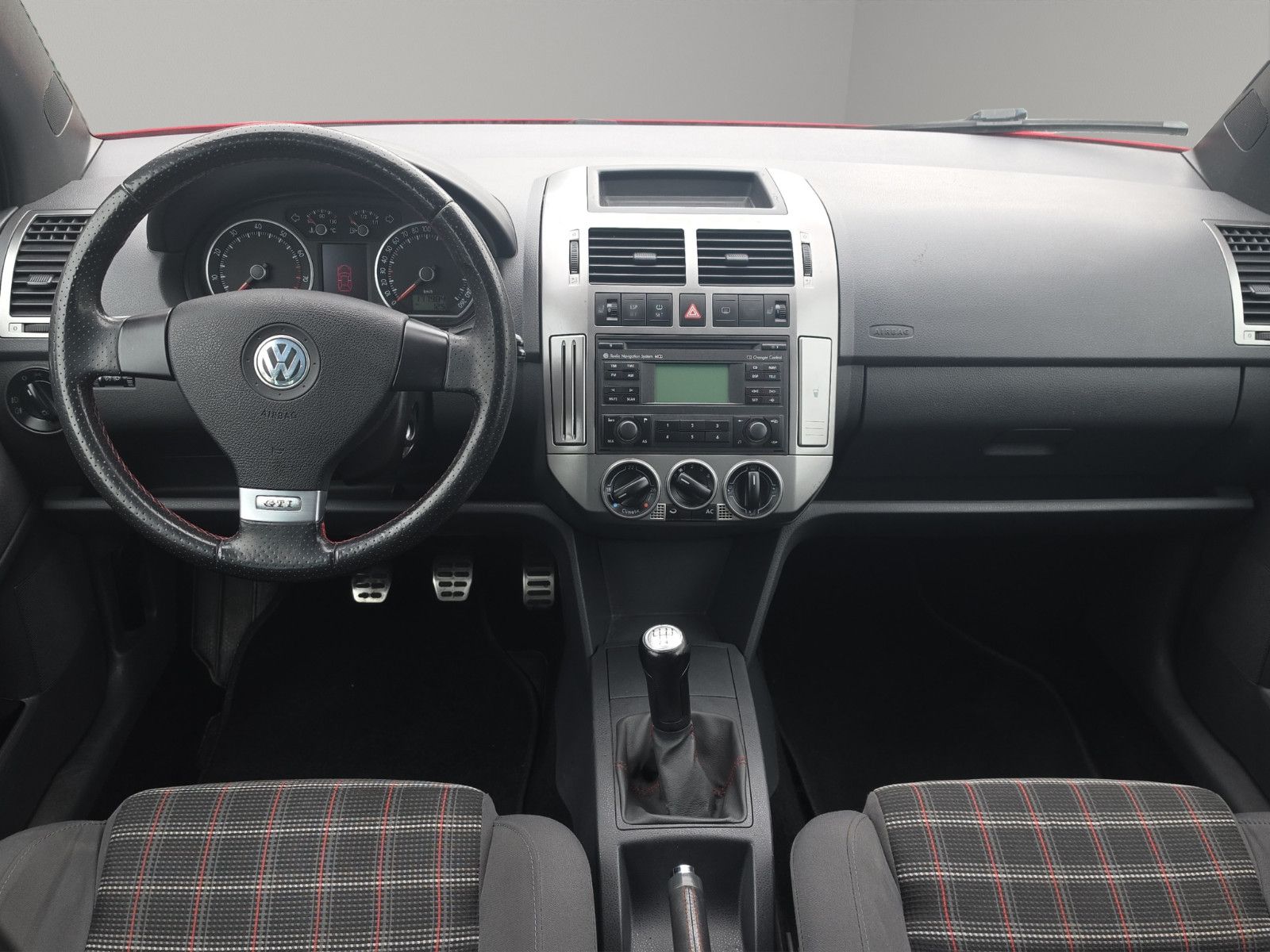 Fahrzeugabbildung Volkswagen Polo IV GTI TÜV SERVICE NEU