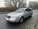 Volkswagen VW Passat 1.9 TDI 131Ps 6Gang 11/2027 TÜV ... - Volkswagen Passat aus 2002: Kombi, 1.9