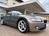 BMW Z4 Cabrio 3.0i Xenon Klima Leder Alu Pdc Tüv NEU - gebrauchte BMW Z4 aus dem Jahr 2003