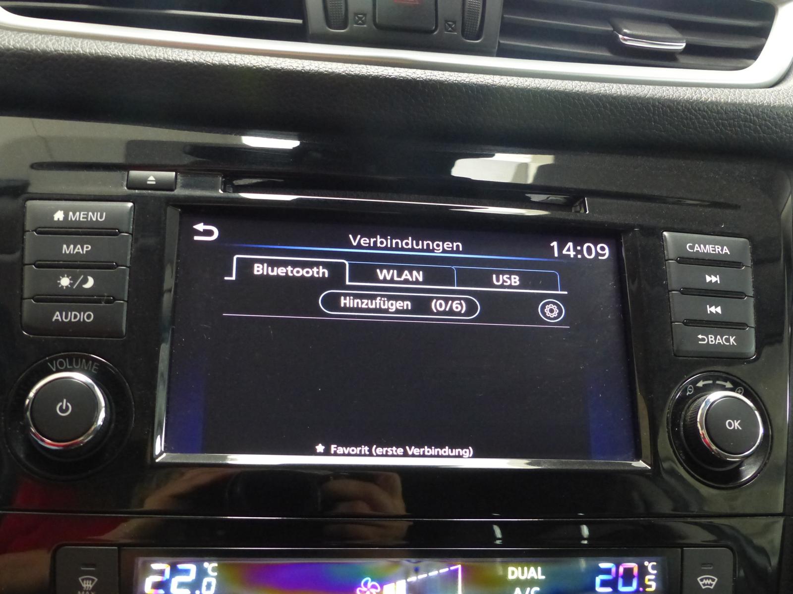 Nissan Qashqai N-Motion Panod+Navi+360°+PDC+Winterpaket