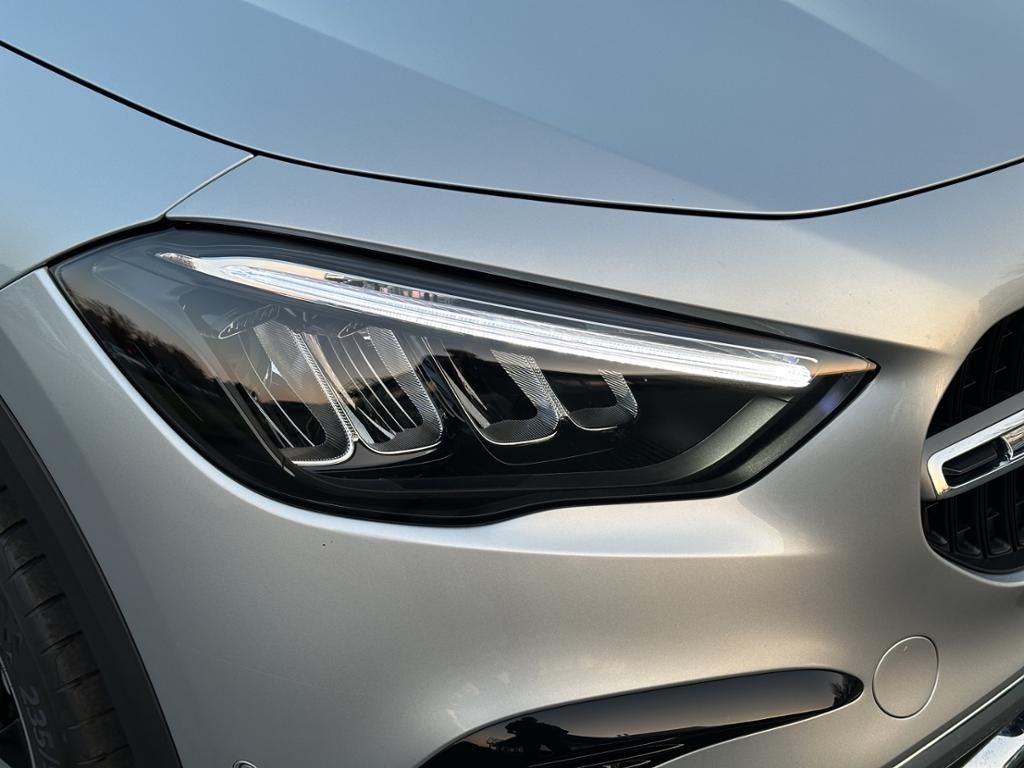 Fahrzeugabbildung Mercedes-Benz GLA 200 d LED*ParkAss*SpurH*AUT*el.Heck*PDC*AHK