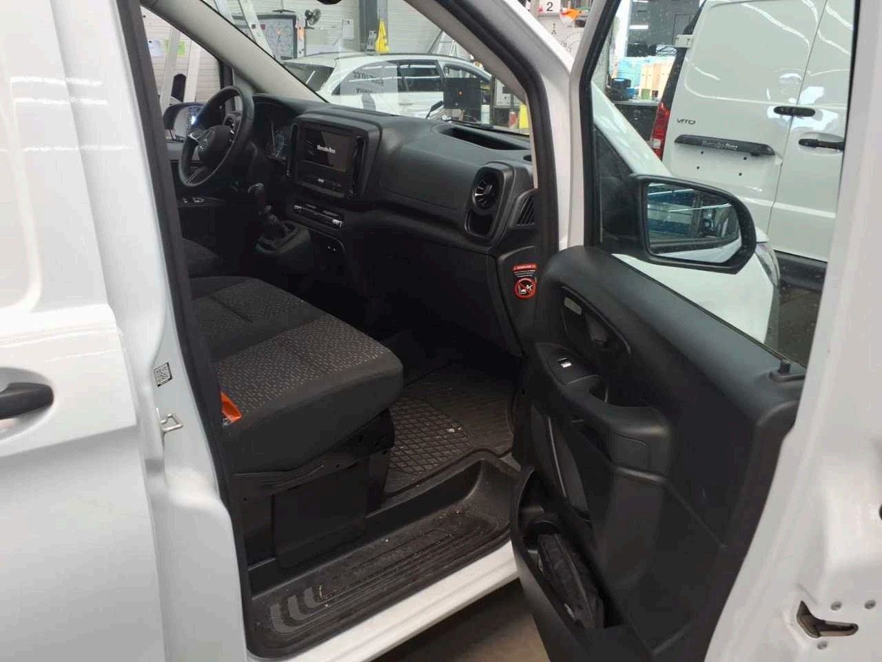Fahrzeugabbildung Mercedes-Benz Vito 116 CDI 3200 Klima Kamera Navi Hecktüren