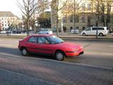 Mazda Auto PKW Mazda 323f ROT - Mazda 323 in Berlin