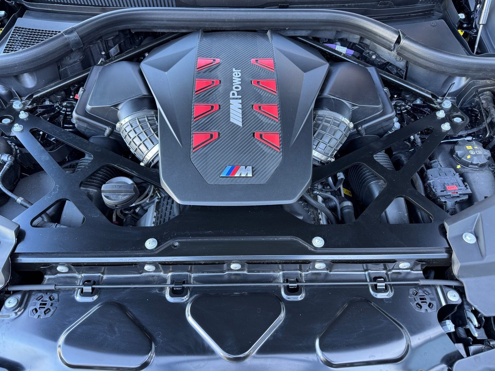 BMW X6 M - Bild 7