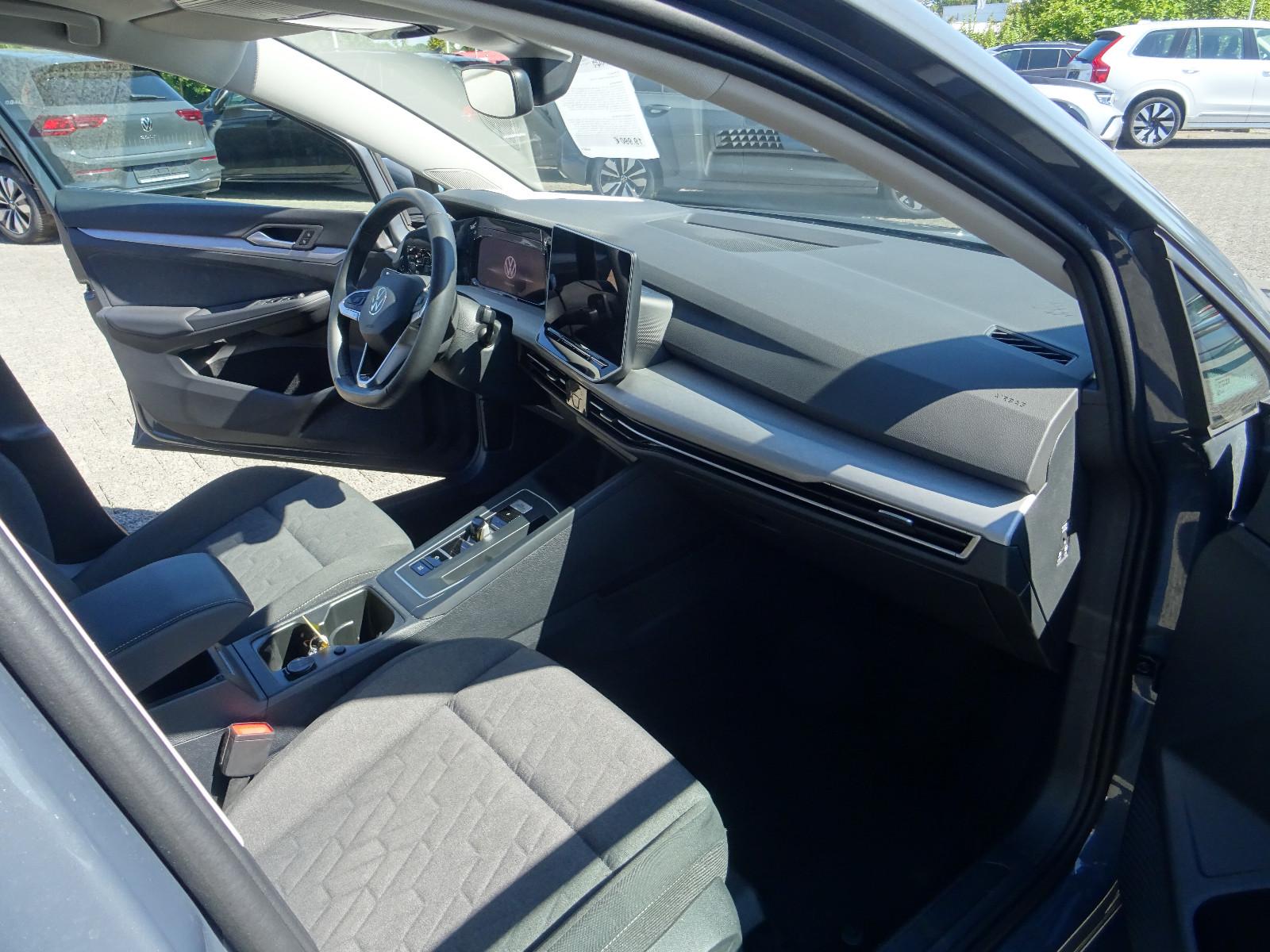 Volkswagen Golf VIII Lim. Life 1.5 eTSI LED Navi PDC Temp., миниатюра 11
