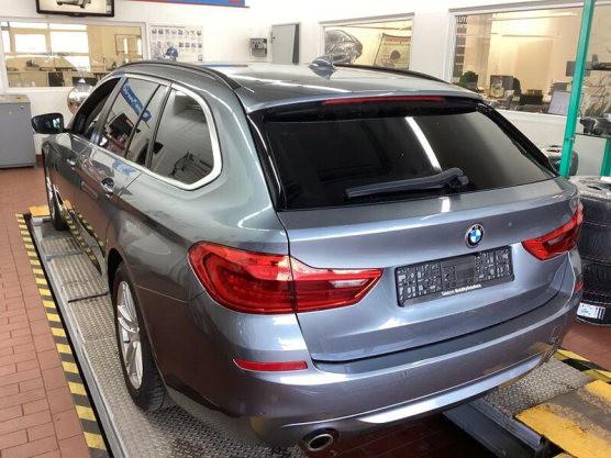 BMW 520d T COCKP-PRO/DRIVING ASS+/KAMERA/H&K