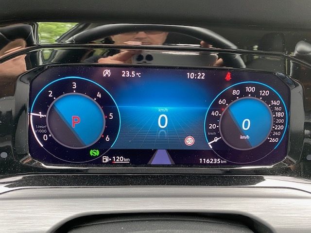 Golf VIII Variant 2.0 TDI 150 PS Style AHK/18-ZO