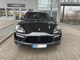 Porsche Cayenne Turbo VOLLAUSSTATTUNG! Approved! - Porsche Gebrauchtwagen in Paderborn