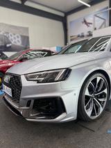 Audi RS4 2.9 TFSI tiptronic quattro Avant/Voll - silberne Audi RS4