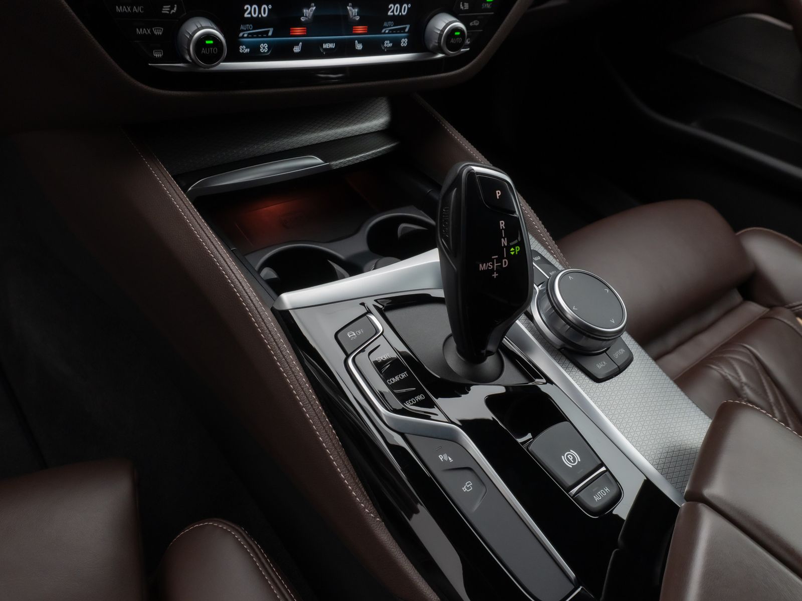 Fahrzeugabbildung BMW M550d xD Laser 360°HUD H/K AHK Komfort 20Zoll