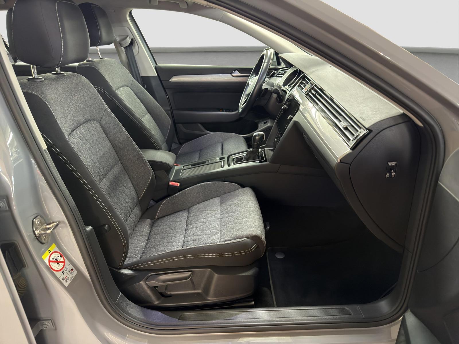 Volkswagen Passat Business Premiun1.5 TSI AHK 230V, миниатюра 15