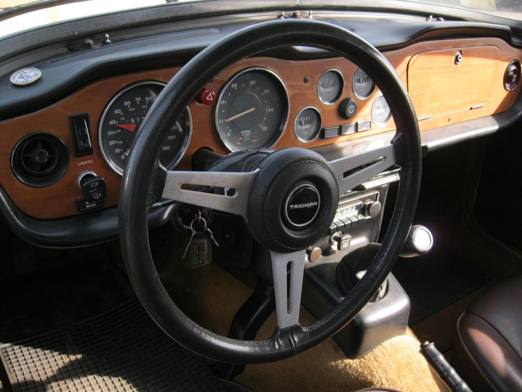 Triumph TR6