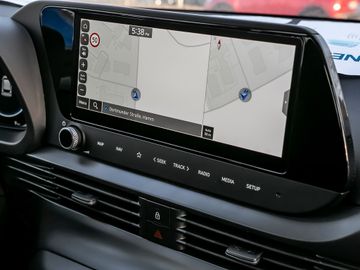 Hyundai i20 1.0 Trend FL Navi Digitales Cockpit CarPlay