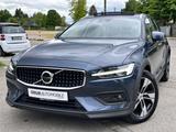 Volvo V60 Cross Country Plus AWD Navi Leder Pano ACC - Volvo V60 Gebrauchtwagen in München