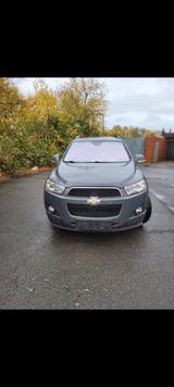 Chevrolet Captiva 2.4 LT 2WD 7-Sitzer LT - Chevrolet Captiva in Düsseldorf
