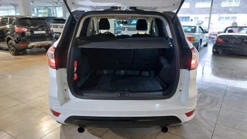 Ford Kuga - 12