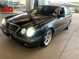 Mercedes-Benz Mercedes E classe V6 - gebrauchte Mercedes-Benz E 220 aus dem Jahr 1999