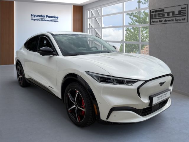 Fahrzeugabbildung Ford Mustang MACH-E Basis AWD +LEDER+KLIMA+RFK+SHZ+NA