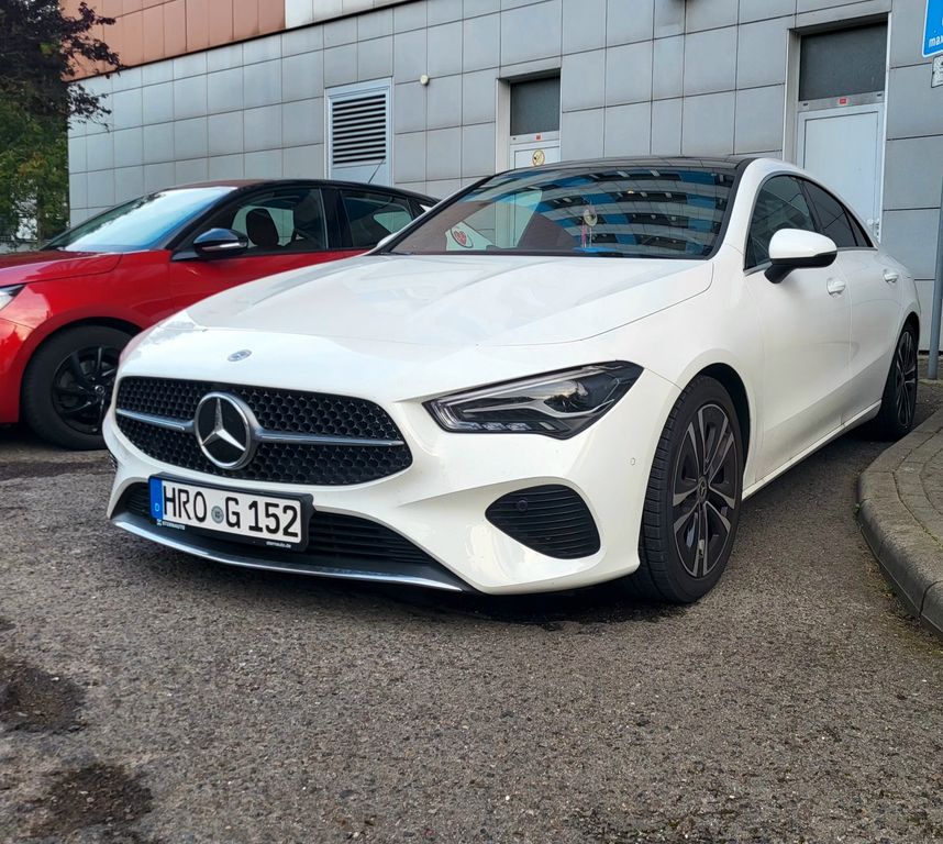 Image of Mercedes-Benz CLA 180