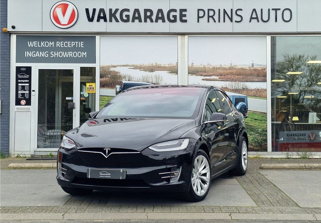 Image of Tesla Model X