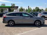 Hyundai i30 cw 1.6 CRDi Intro Edition DCT LED Navi Spur - Hyundai i30 Intro mit Diesel-Antrieb
