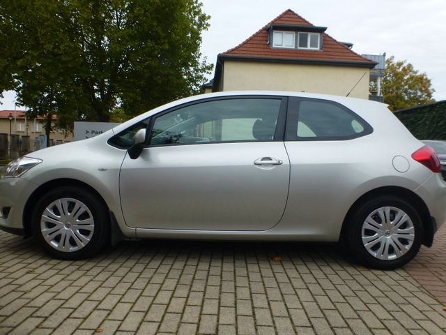 Toyota Auris Sol
