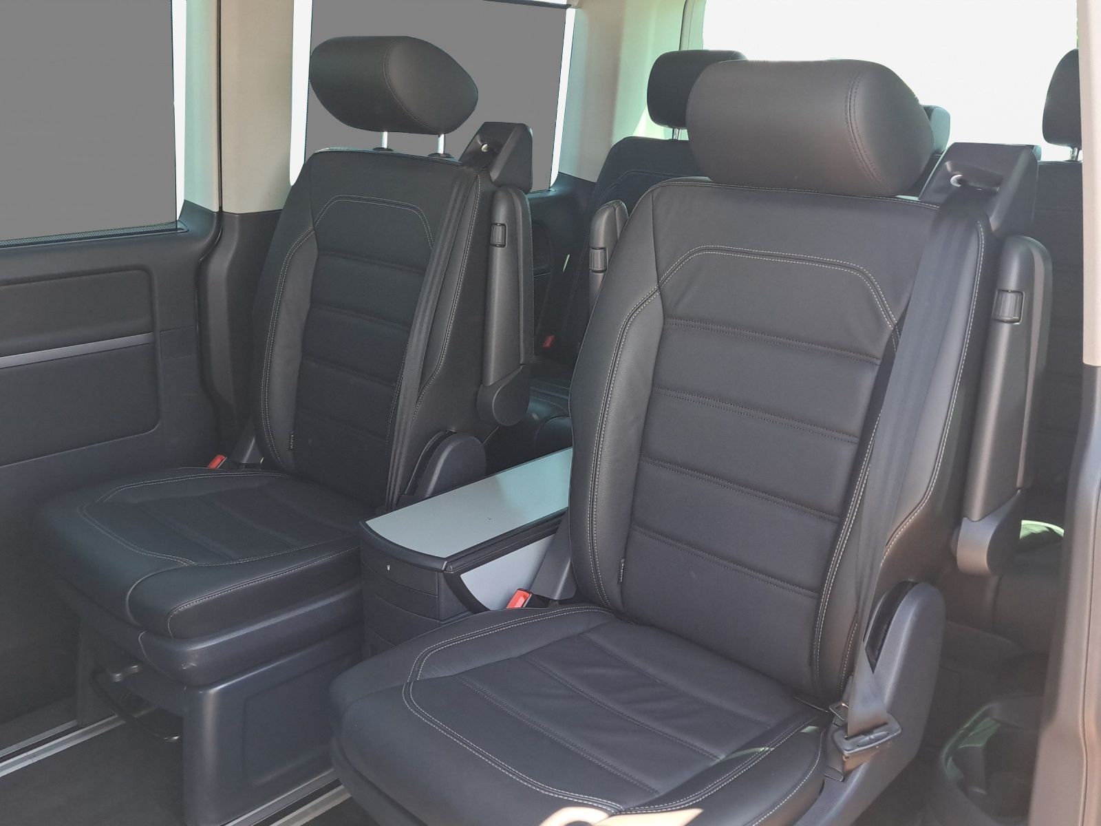Volkswagen T6.1 Multivan Highline 2.0 TDI Stand RFK LED ACC foto 15