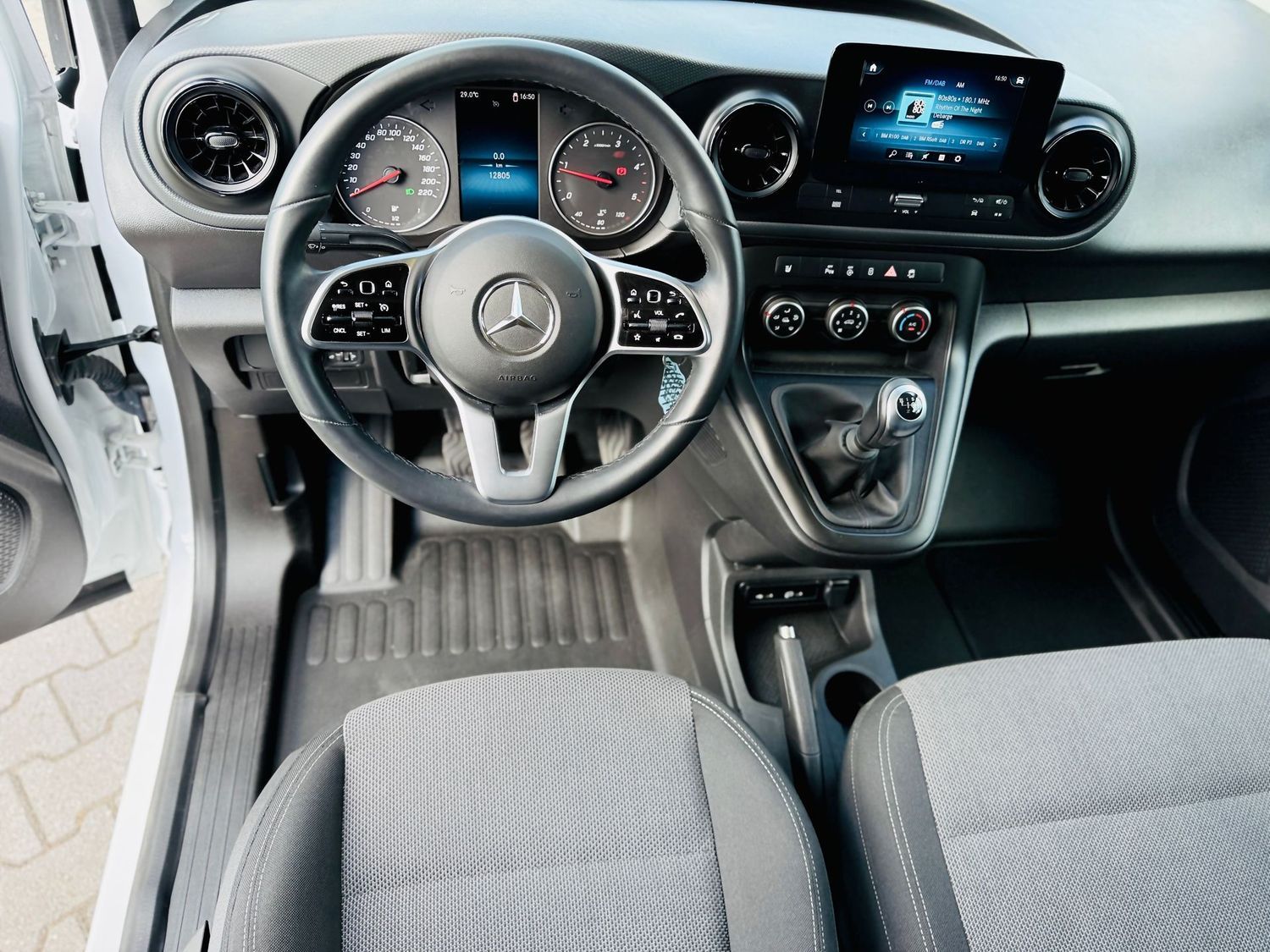 Fahrzeugabbildung Mercedes-Benz Citan 108 CDI PRO, 3-Sitze, Klima, PTS, DAB, SHZ