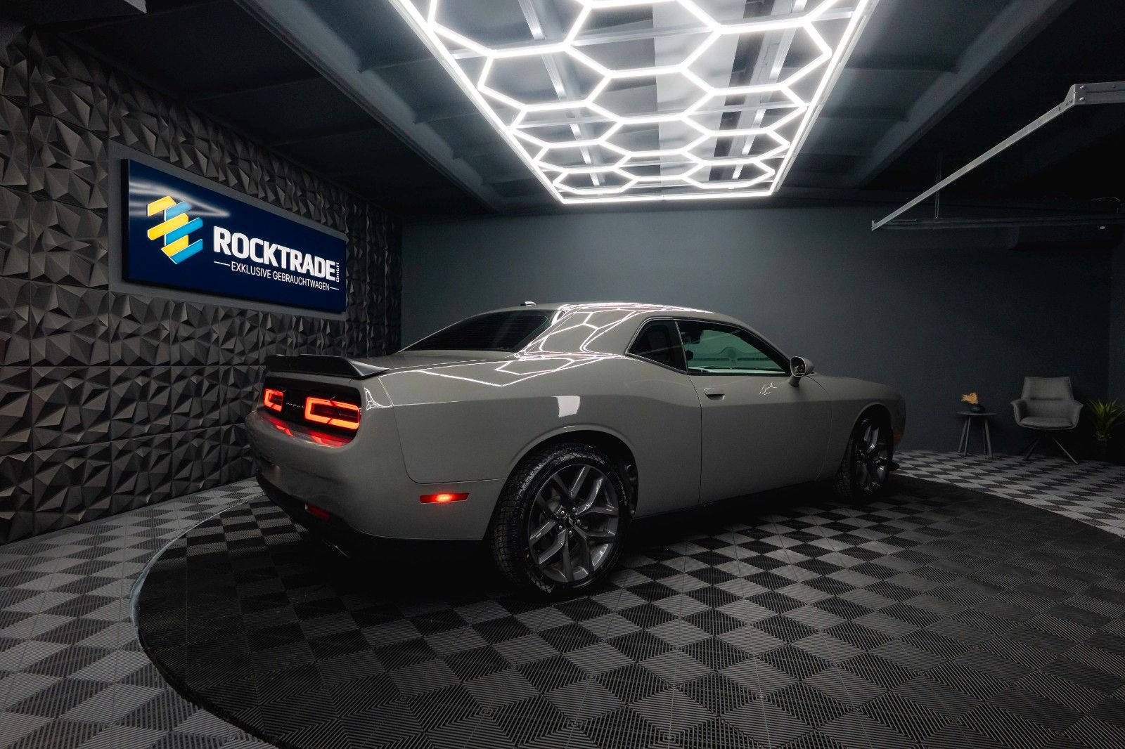 Fahrzeugabbildung Dodge Challenger 3.6 V6 GT SRT Styling *LED*1.Hand*