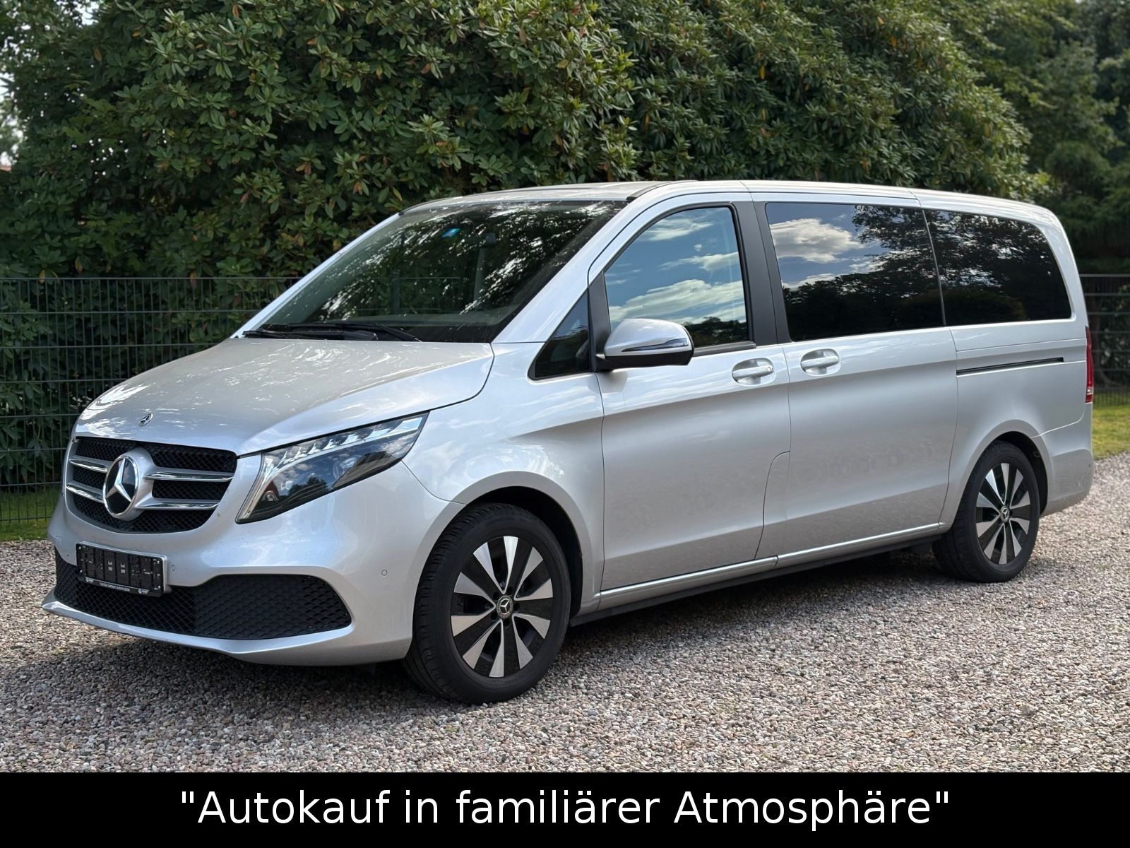 Mercedes-Benz V 220d EDIT. lang DISTRONIC+LED+AHK+7-SITZE