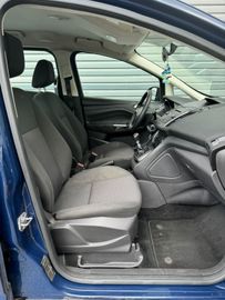 Ford Grand C-Max - 12