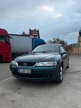 Opel Vectra B 1.8 16V 2000 Edition| TÜV 9/... - Opel Vectra aus 2000: 2.2