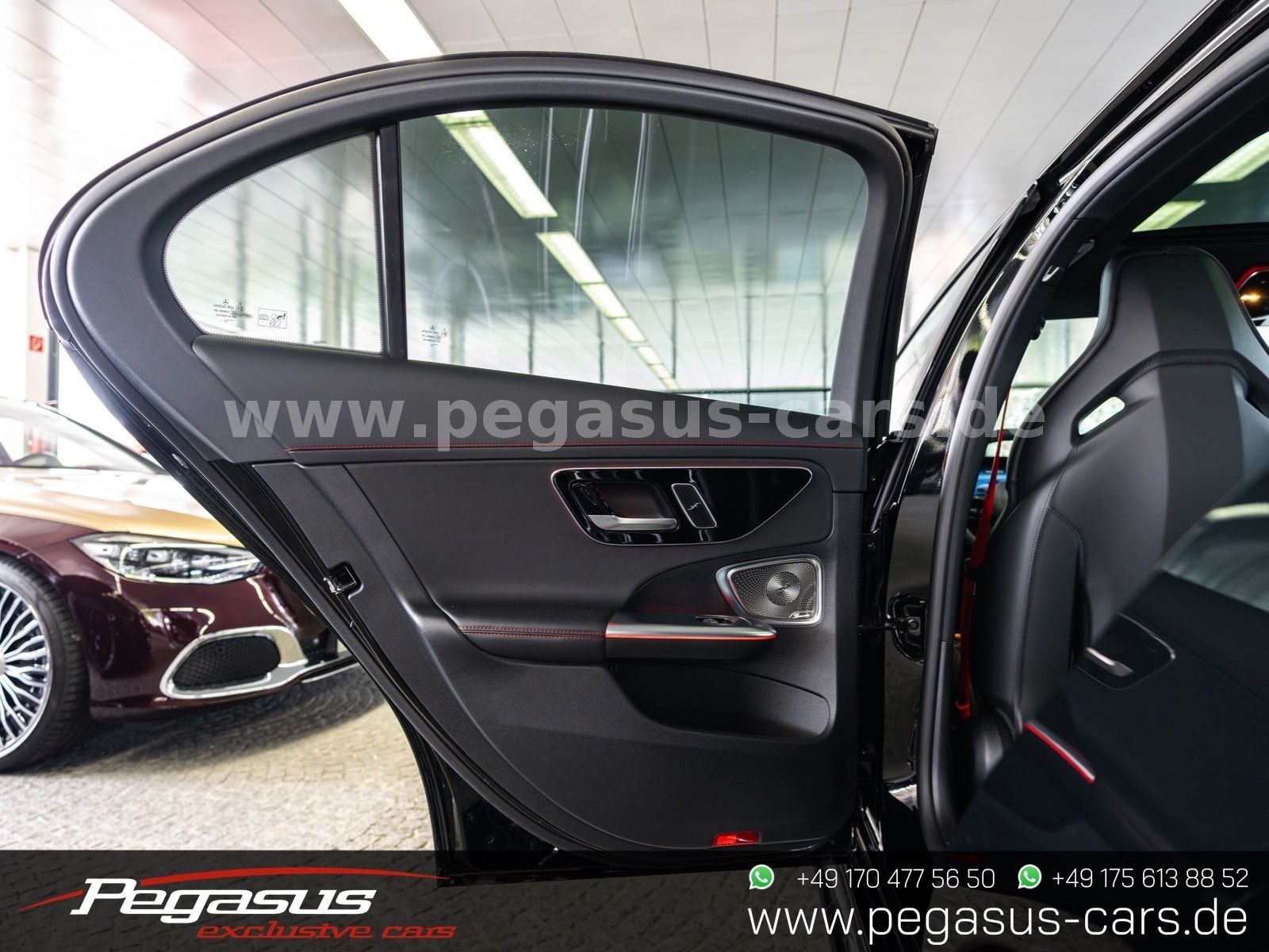 MERCEDES-BENZ C 63 AMG - 28