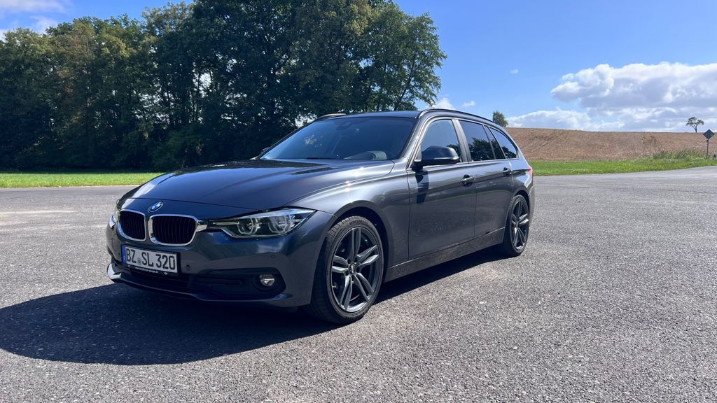 Image of BMW 320