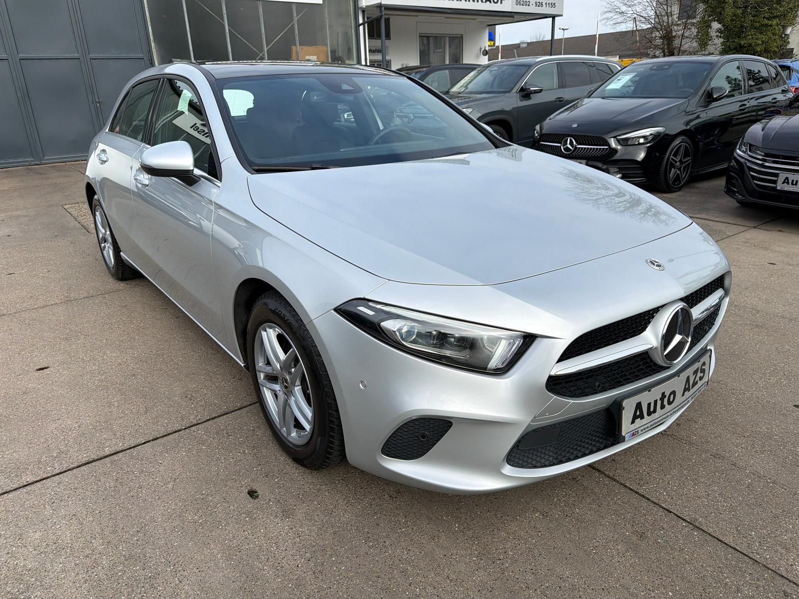 MERCEDES-BENZ A 200 CDI/1.Hd/AMBIENTE/NAVI/CAM/PANO/SHZ/LED