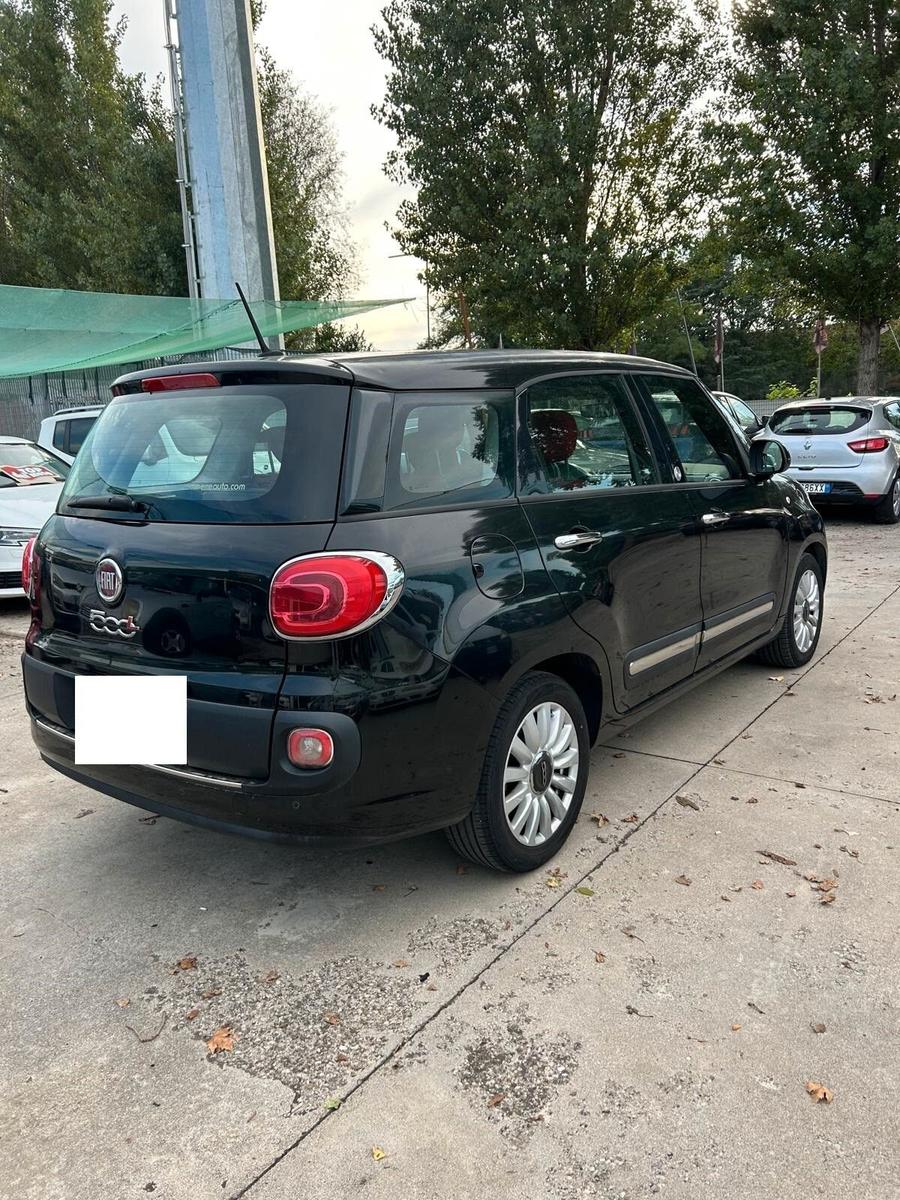 Fiat 500L 2015 — photo 10