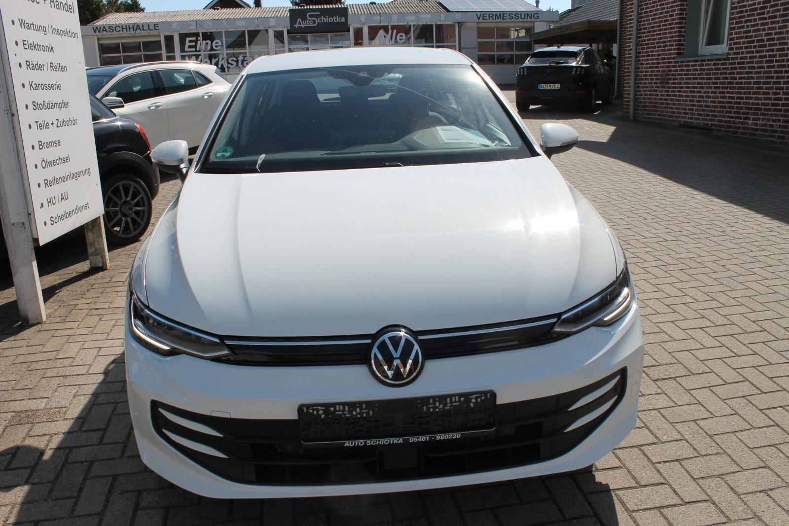 Volkswagen Golf VIII Lim. 1.5 TSI Life-Navi-AHK, миниатюра 10