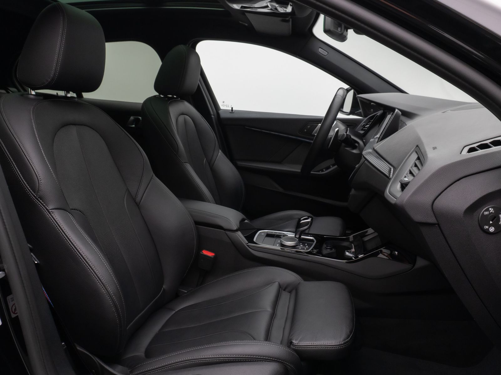 Fahrzeugabbildung BMW 120i M Sport Pro Panorama Kamera DAB H/K Komfort