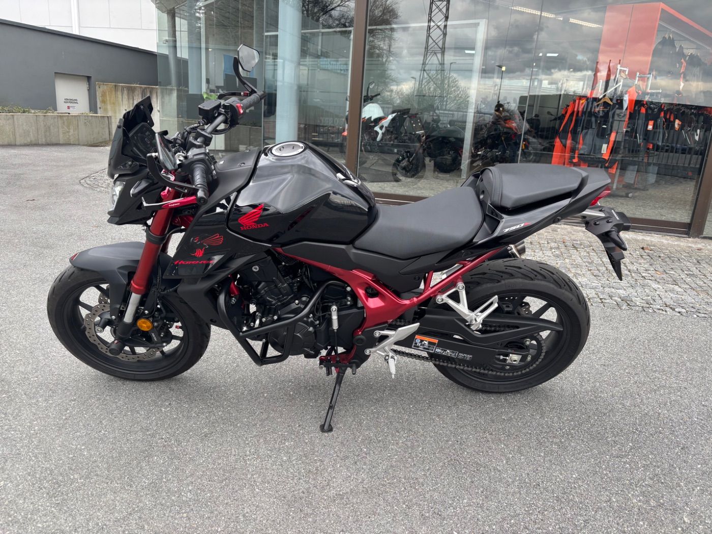 Fahrzeugabbildung Honda CB 750 Hornet, viel Zubehör, aus erster Hand