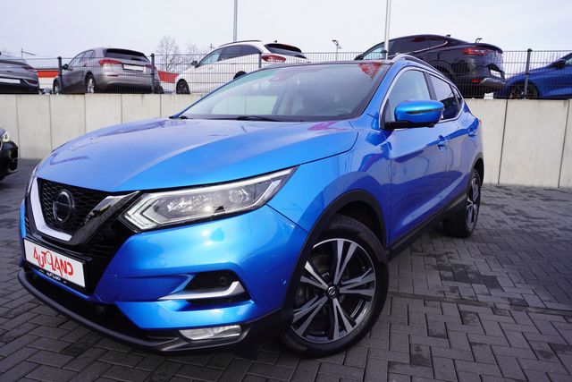 Nissan Qashqai 1.3 DIG-T N-Connecta LED Navi ACC